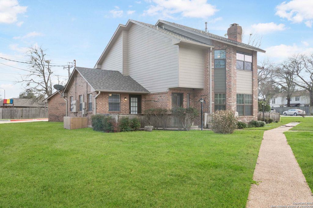 2400 Longmire Dr Apt 401, College Sta, TX 77845