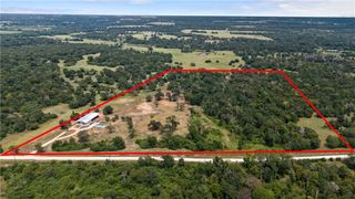 6417 Henry Prairie Road, Franklin, TX 77856