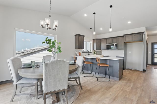 1234 PINNACLE CT, Rapid City, SD 57701