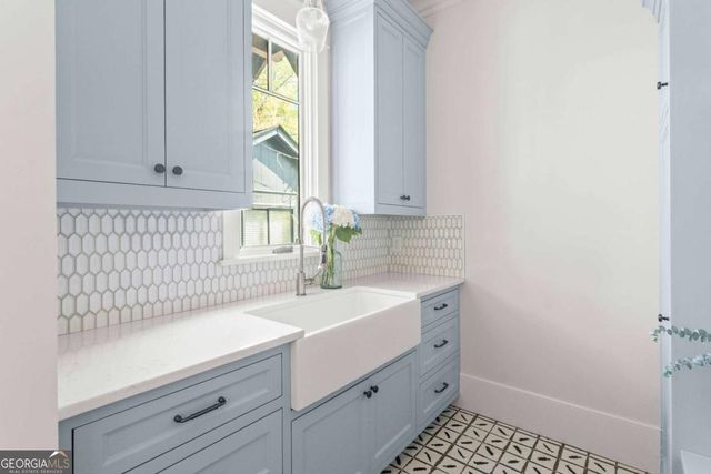 571 Glenwood Place SE, Atlanta, GA 30316