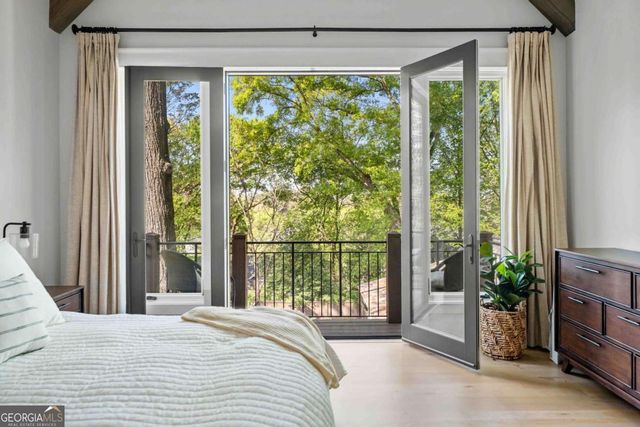 571 Glenwood Place SE, Atlanta, GA 30316