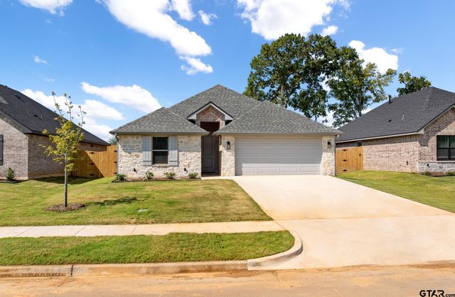 2253 Dogwood Park Blvd, Tyler, TX 75707