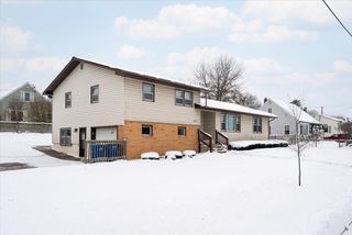 427 E Oak STREET, Viroqua, WI 54665