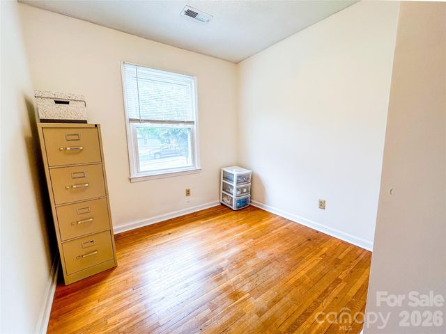 518 Vinecrest Drive, Matthews, NC 28105