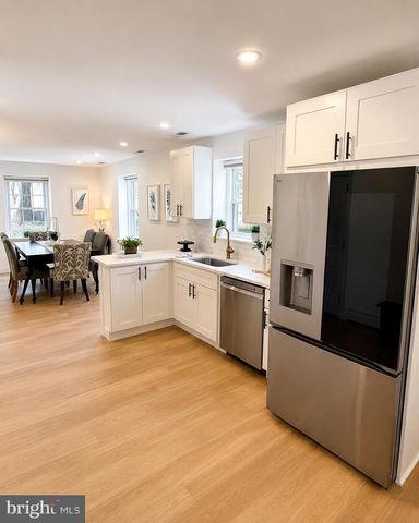 841 W BUTLER PIKE, Ambler, PA 19002