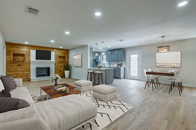 8494 Swift Avenue, Dallas, TX 75228