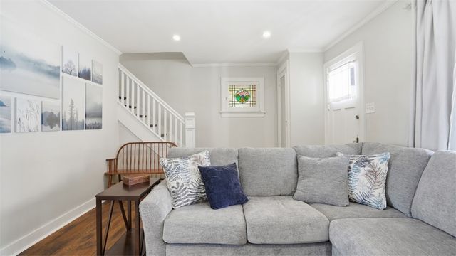 729 Woodbourne Ave, Brookline, PA 15226