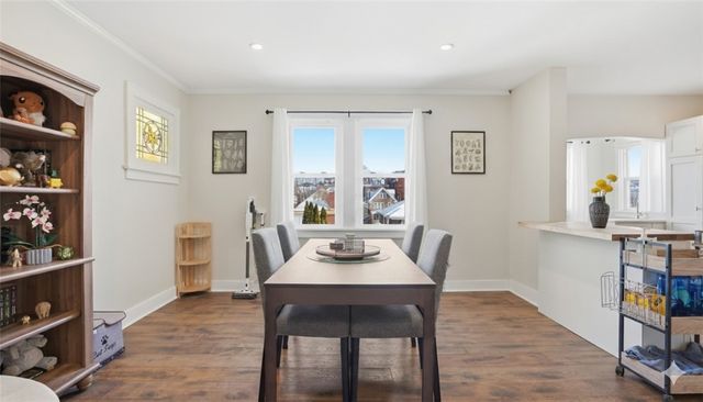 729 Woodbourne Ave, Brookline, PA 15226