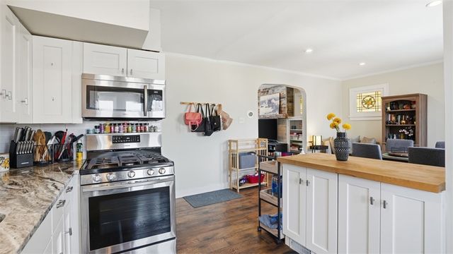 729 Woodbourne Ave, Brookline, PA 15226