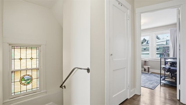 729 Woodbourne Ave, Brookline, PA 15226