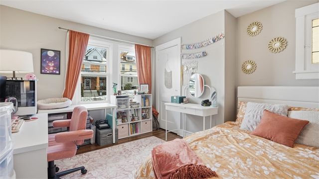 729 Woodbourne Ave, Brookline, PA 15226