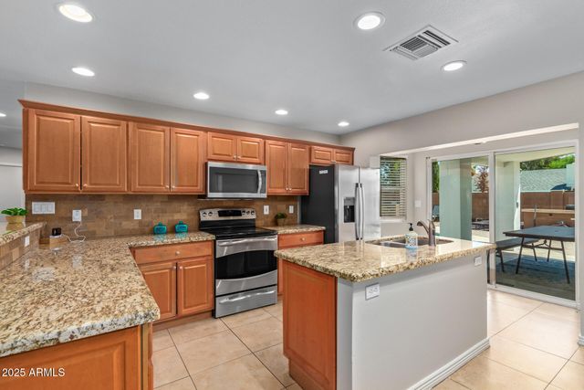 5217 E SHEENA Drive, Scottsdale, AZ 85254