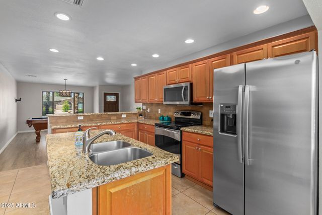 5217 E SHEENA Drive, Scottsdale, AZ 85254