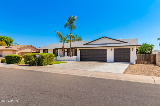 5217 E SHEENA Drive, Scottsdale, AZ 85254