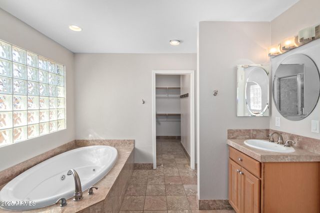 5217 E SHEENA Drive, Scottsdale, AZ 85254