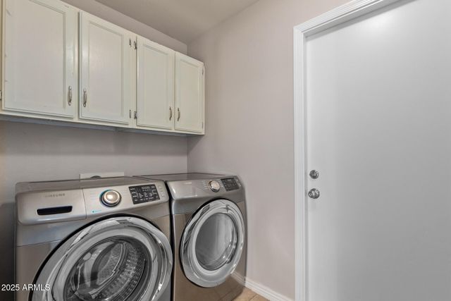 5217 E SHEENA Drive, Scottsdale, AZ 85254