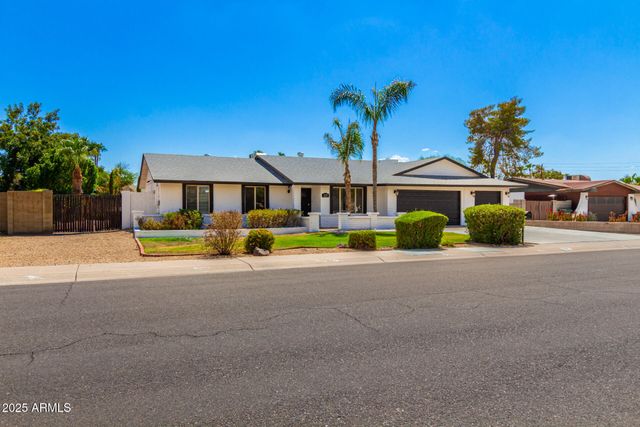 5217 E SHEENA Drive, Scottsdale, AZ 85254