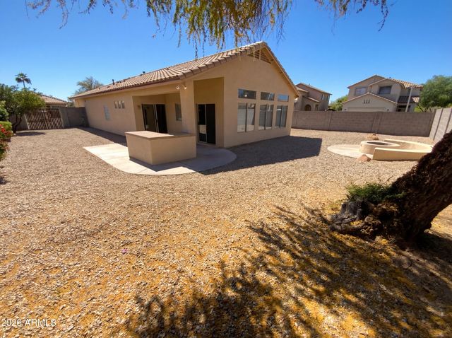 3938 W HACKAMORE Drive, Phoenix, AZ 85083