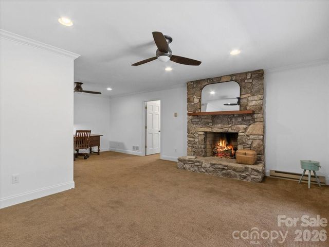 21 Ridge Terrace, Asheville, NC 28804