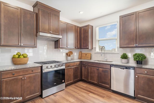 645 Thomas Gage Drive, Fuquay Varina, NC 27526