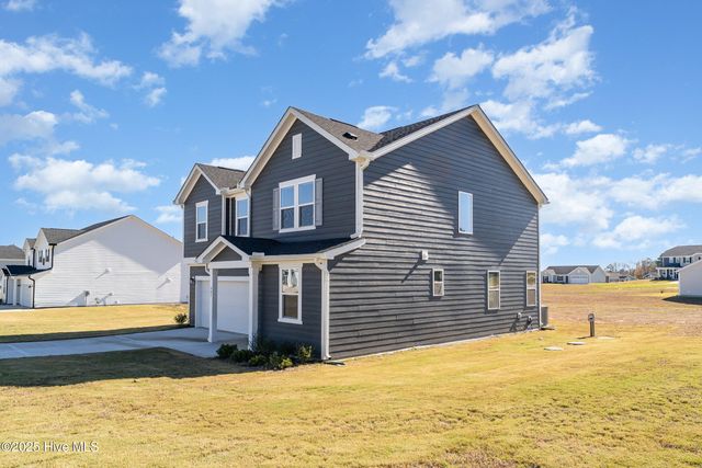 645 Thomas Gage Drive, Fuquay Varina, NC 27526