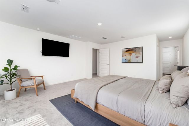 645 Thomas Gage Drive, Fuquay Varina, NC 27526