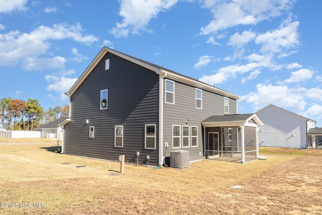 645 Thomas Gage Drive, Fuquay Varina, NC 27526