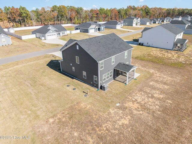 645 Thomas Gage Drive, Fuquay Varina, NC 27526