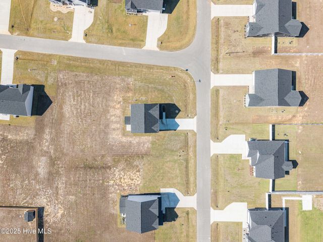 645 Thomas Gage Drive, Fuquay Varina, NC 27526