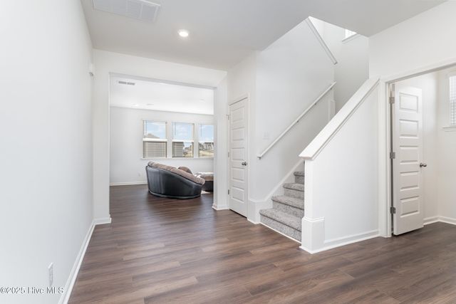 645 Thomas Gage Drive, Fuquay Varina, NC 27526