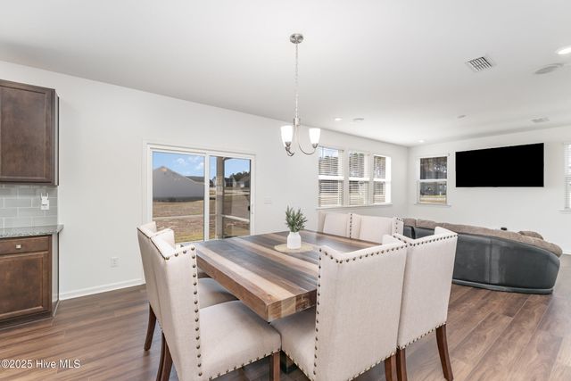 645 Thomas Gage Drive, Fuquay Varina, NC 27526