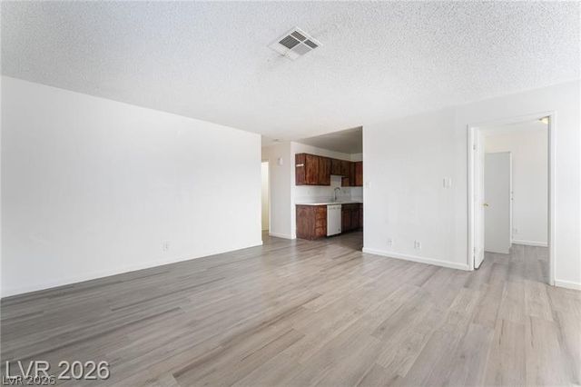 6982 Hopkins Drive, Las Vegas, NV 89156