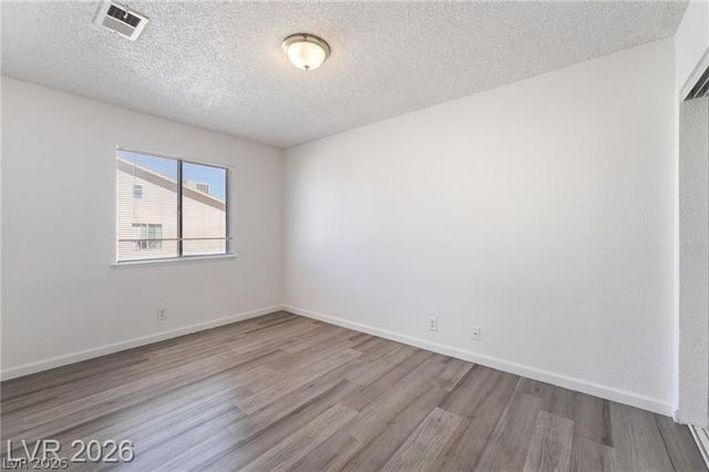 6982 Hopkins Drive, Las Vegas, NV 89156