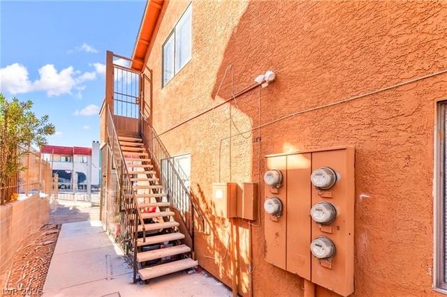 6982 Hopkins Drive, Las Vegas, NV 89156
