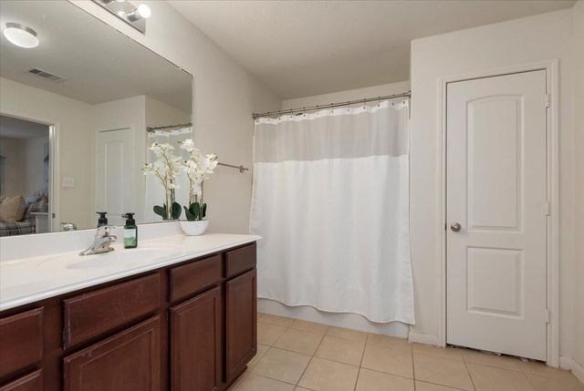 12035 Fairquarter Lane, Pinehurst, TX 77362