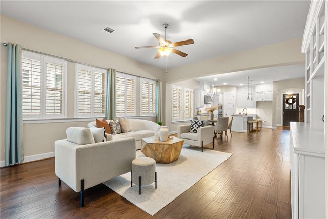 2205 Tremont Boulevard, Mckinney, TX 75071