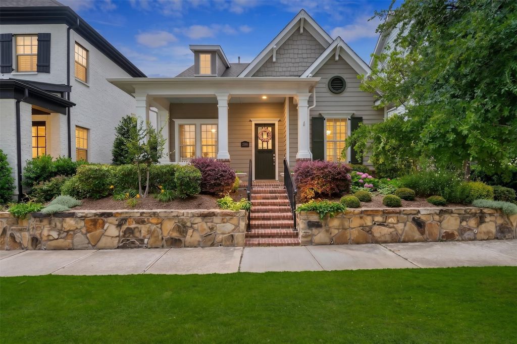 2205 Tremont Boulevard, Mckinney, TX 75071