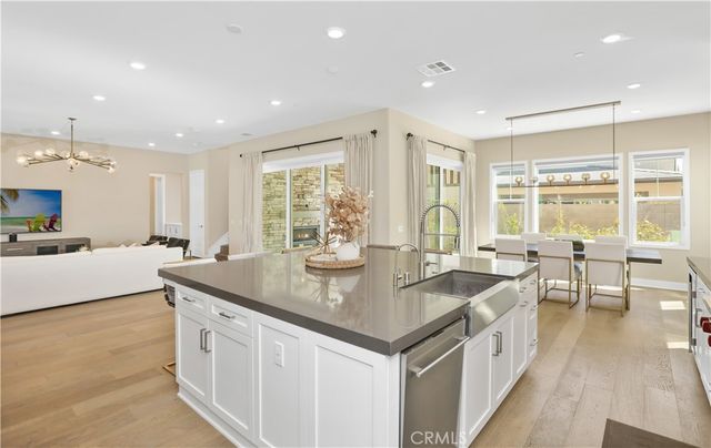 68 Bolide, Irvine, CA 92618
