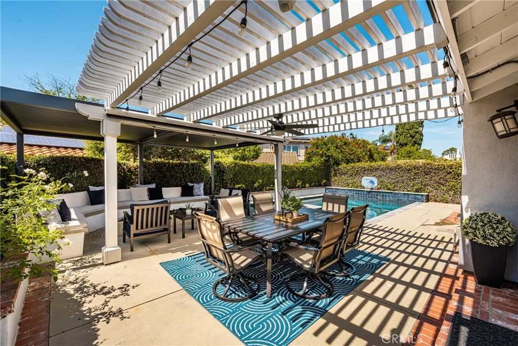 Image 32 of property listing at 14631 Comet, Irvine, CA 92604