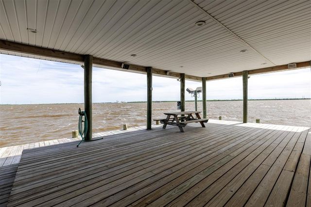 7090 Moss Lake Lane, Sulphur, LA 70665