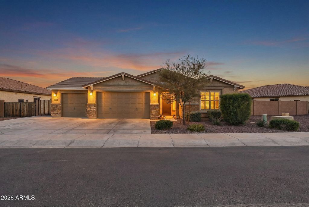 18335 W WOLF Street, Goodyear, AZ 85395 — exterior