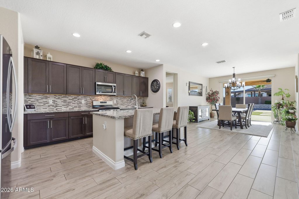 18335 W WOLF Street, Goodyear, AZ 85395 — photo 5