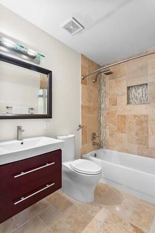 2725 NE 8th Avenue 118, Wilton Manors, FL 33334