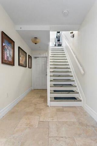 2725 NE 8th Avenue 118, Wilton Manors, FL 33334