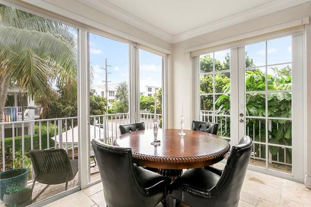 2725 NE 8th Avenue 118, Wilton Manors, FL 33334