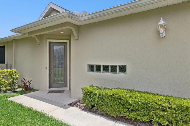 134 LOWER LAKE COURT, Debary, FL 32713
