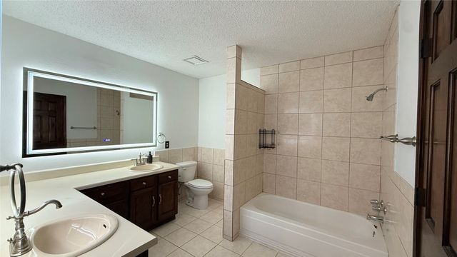 6841 Ashbury Drive, Fort Worth, TX 76133