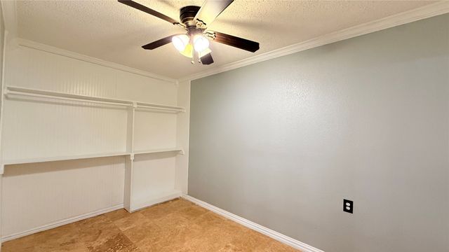 6841 Ashbury Drive, Fort Worth, TX 76133