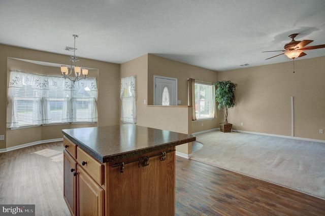 47 COLONIAL CT, Shippensburg, PA 17257