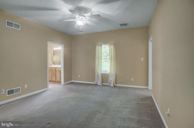 47 COLONIAL CT, Shippensburg, PA 17257